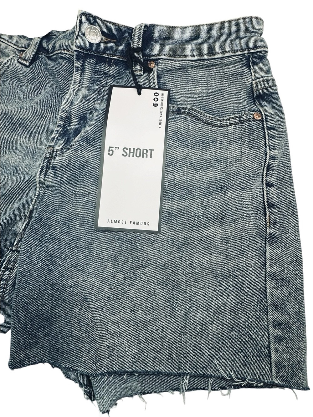 NWT Almost Famous High-Rise Acid Wash Denim Shorts - 5" - Picture 3 of 8